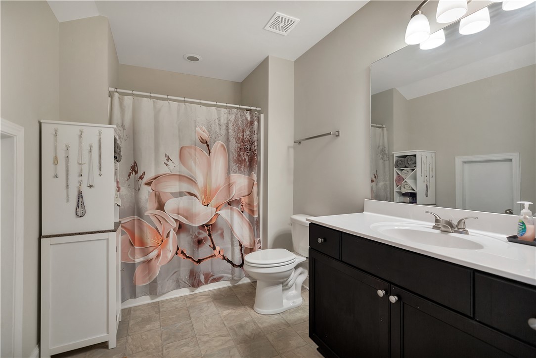121 Ventura Street Anderson, SC 29621 - Photo 21 of 34 Upstairs Bathroom #3