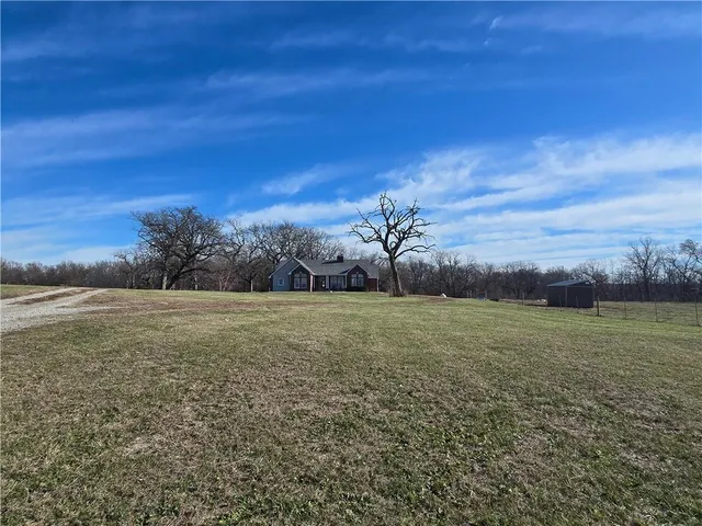 $450,000 | 1301 South Sloan Street, Maysville, MO 64469