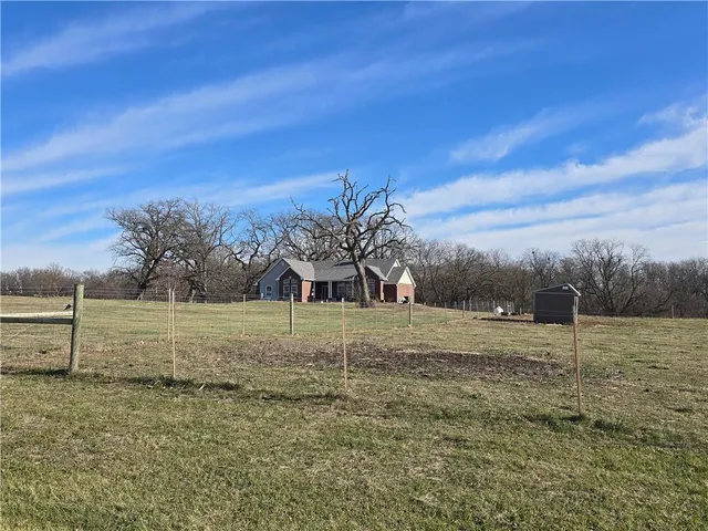 $450,000 | 1301 South Sloan Street, Maysville, MO 64469