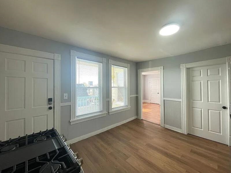 231 Laurel Street, Unit 3 Manchester, NH 03103 - Photo 3 of 21