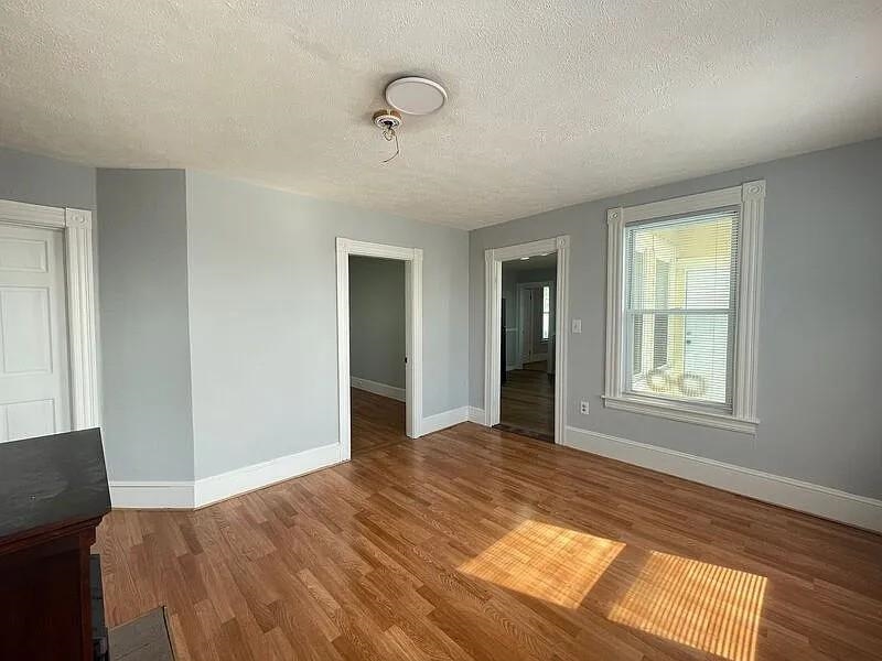 231 Laurel Street, Unit 3 Manchester, NH 03103 - Photo 8 of 21