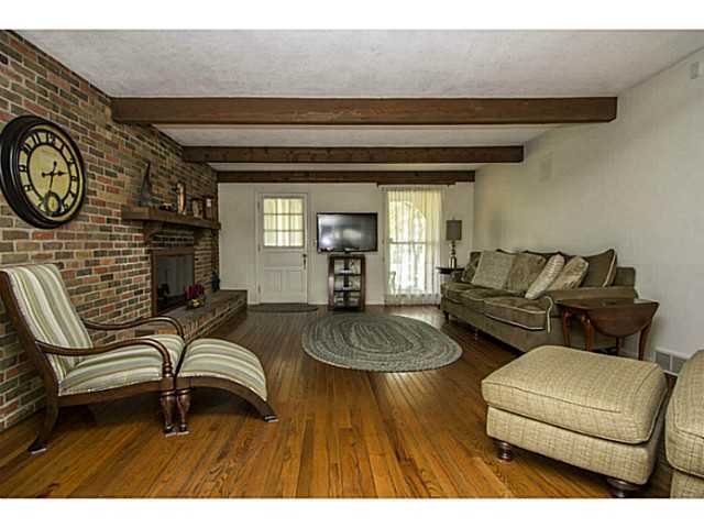 5261 Westbridge Road Columbus, OH 43231 - Photo 10 of 25 Gallery Image 10