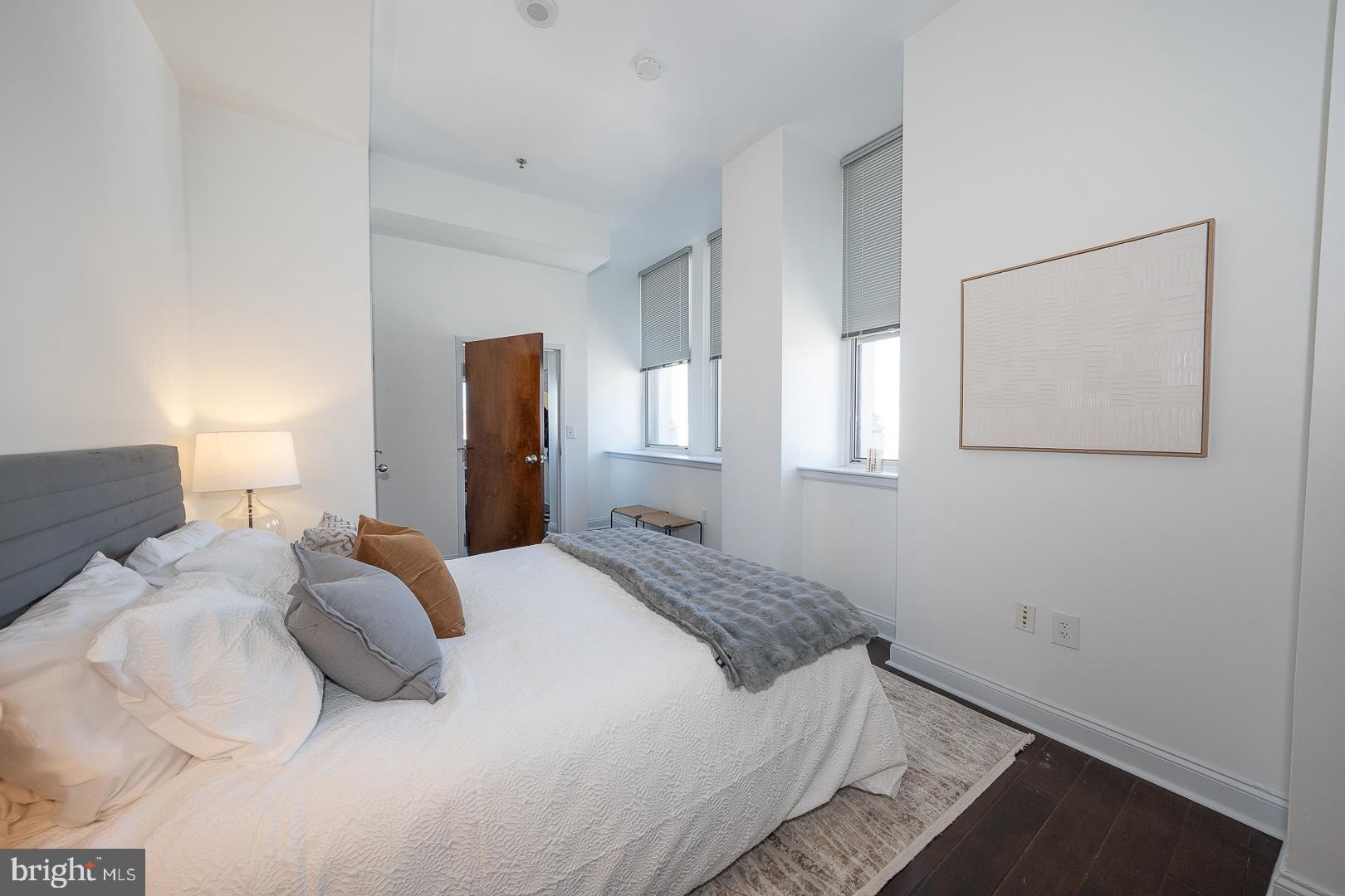 1001 Chestnut Street, Unit 705E Philadelphia, PA 19103 - Photo 27 of 36