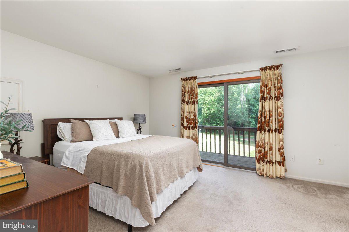 21817 Watson Road Leesburg, VA 20175 - Photo 16 of 52 Gallery Image 16