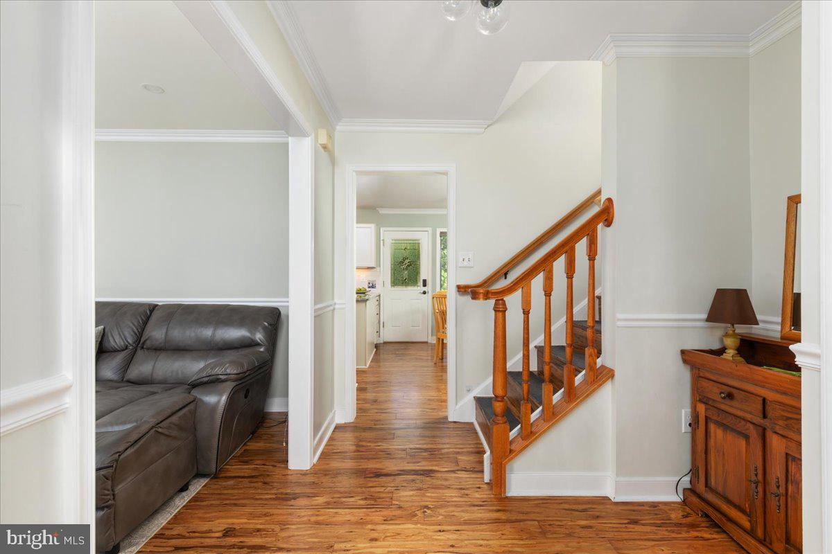 21817 Watson Road Leesburg, VA 20175 - Photo 4 of 52 Gallery Image 4