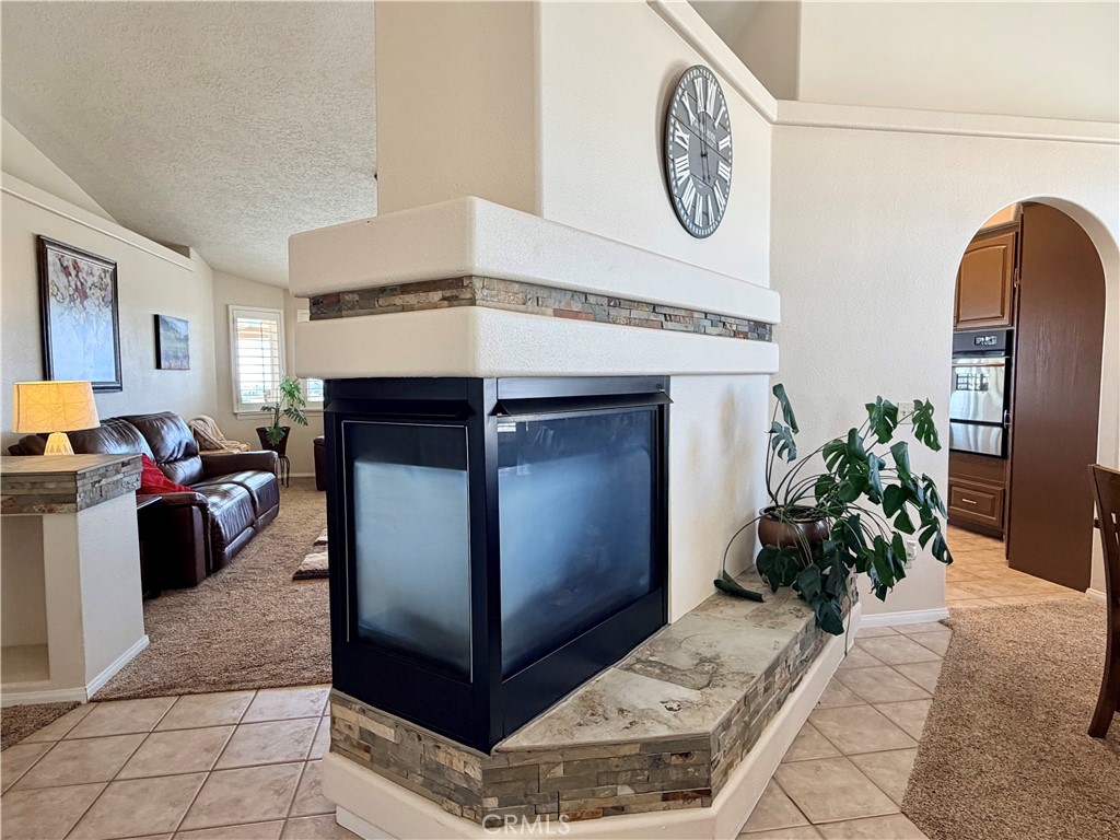 8535 Alta Mesa Road Hesperia, CA 92344 - Photo 8 of 47