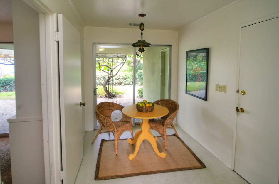1224 North Ontare Road Santa Barbara, CA 93105 - Photo 7 of 16 Eat In Kitchen