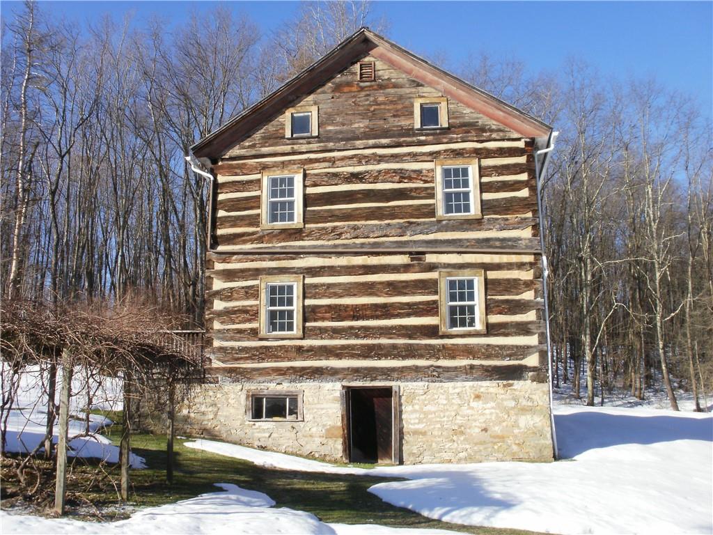 408 Maggie Road Somerset, PA 15501 - Photo 7 of 18 Gallery Image 7