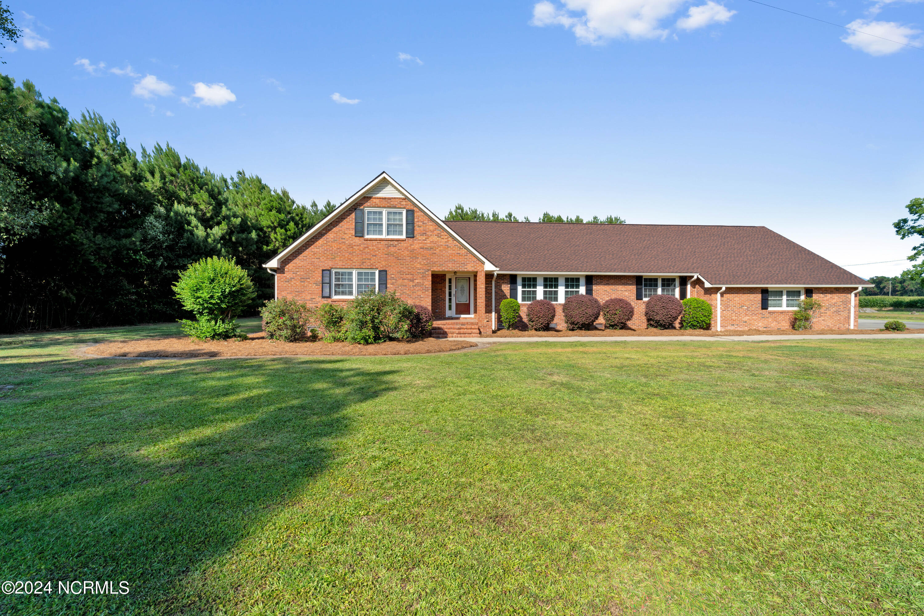 973 Fountaintown Road Beulaville, NC 28518 - Photo 72 of 94 DSC04884