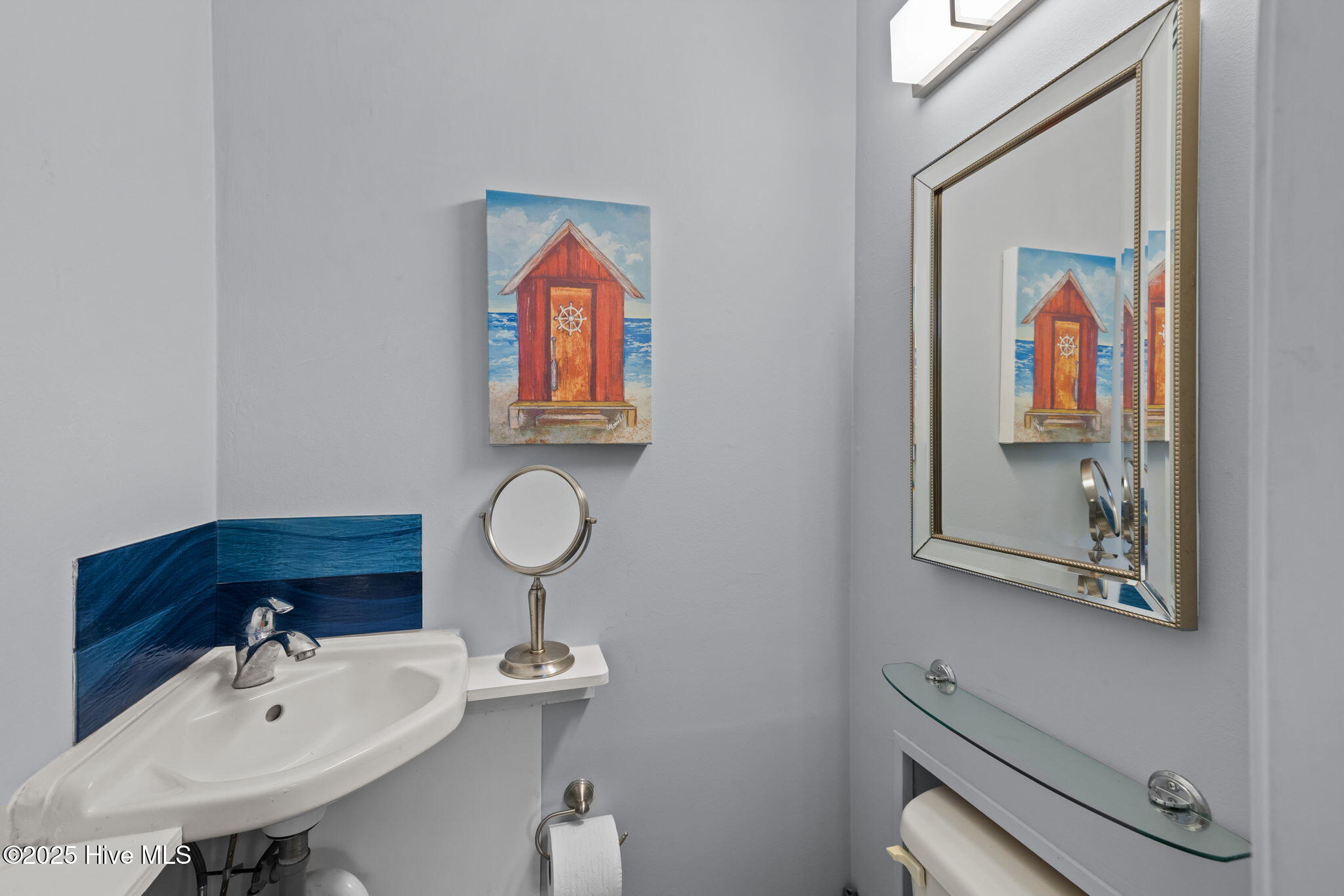 2973 Highway 70 Beaufort, NC 28516 - Photo 20 of 40 Powder Room off Principal BR