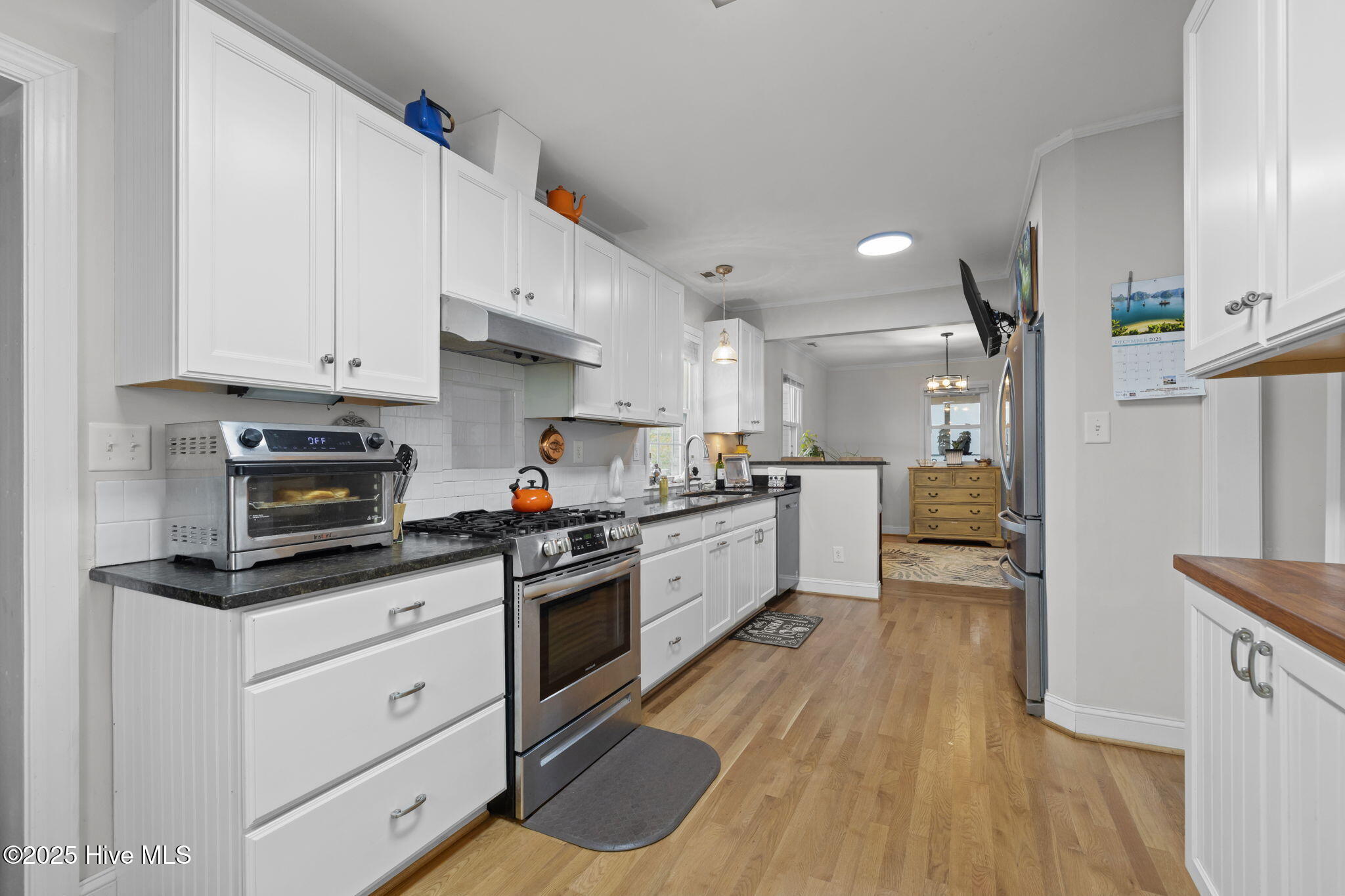 2973 Highway 70 Beaufort, NC 28516 - Photo 4 of 40 Gas Range