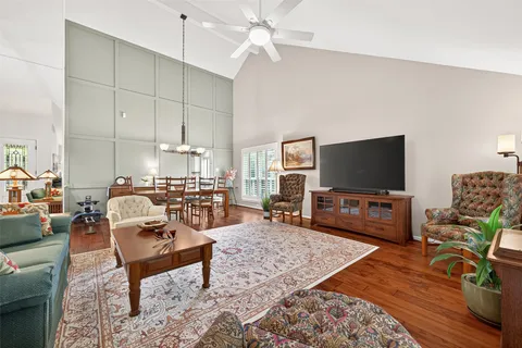 $569,000 | 303 Longview Drive, Sugar Land, TX 77478