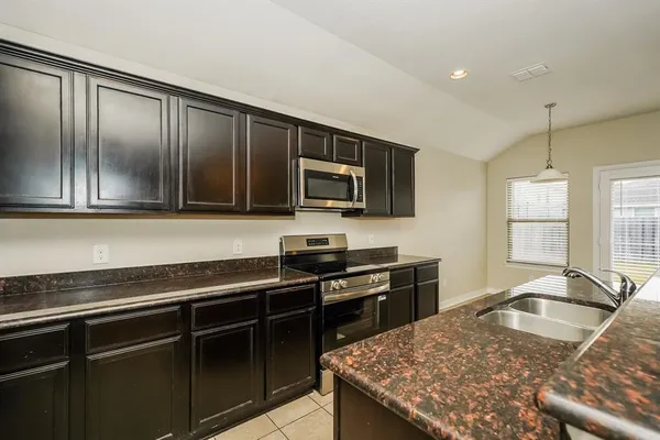 $2,020 | 3445 Cayman Drive, Fort Worth, TX 76123