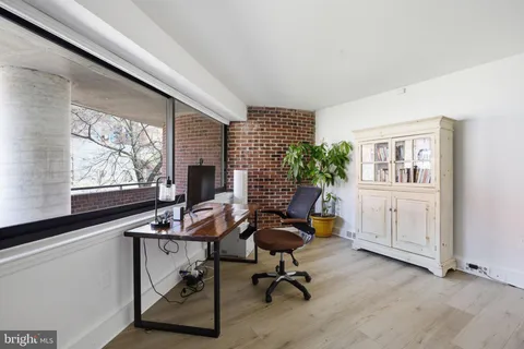 $995,000 | 1015 33rd Street Northwest, Unit 402, Washington, DC 20007