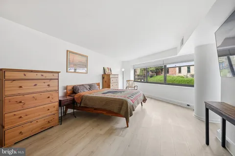 $995,000 | 1015 33rd Street Northwest, Unit 402, Washington, DC 20007