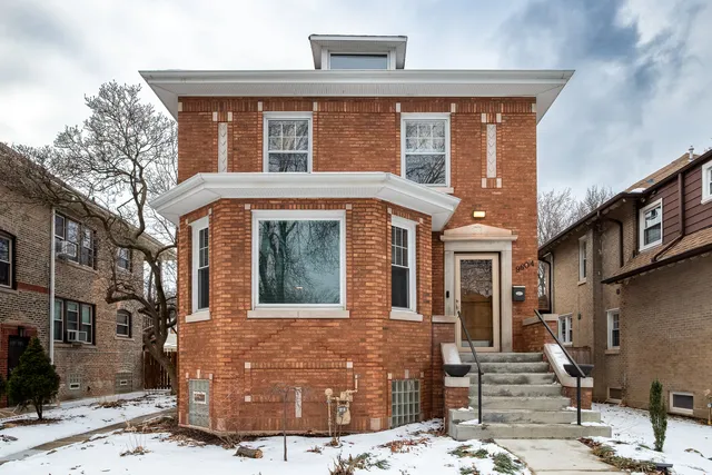 $449,900 | 9604 South Hamilton Avenue, Chicago, IL 60643