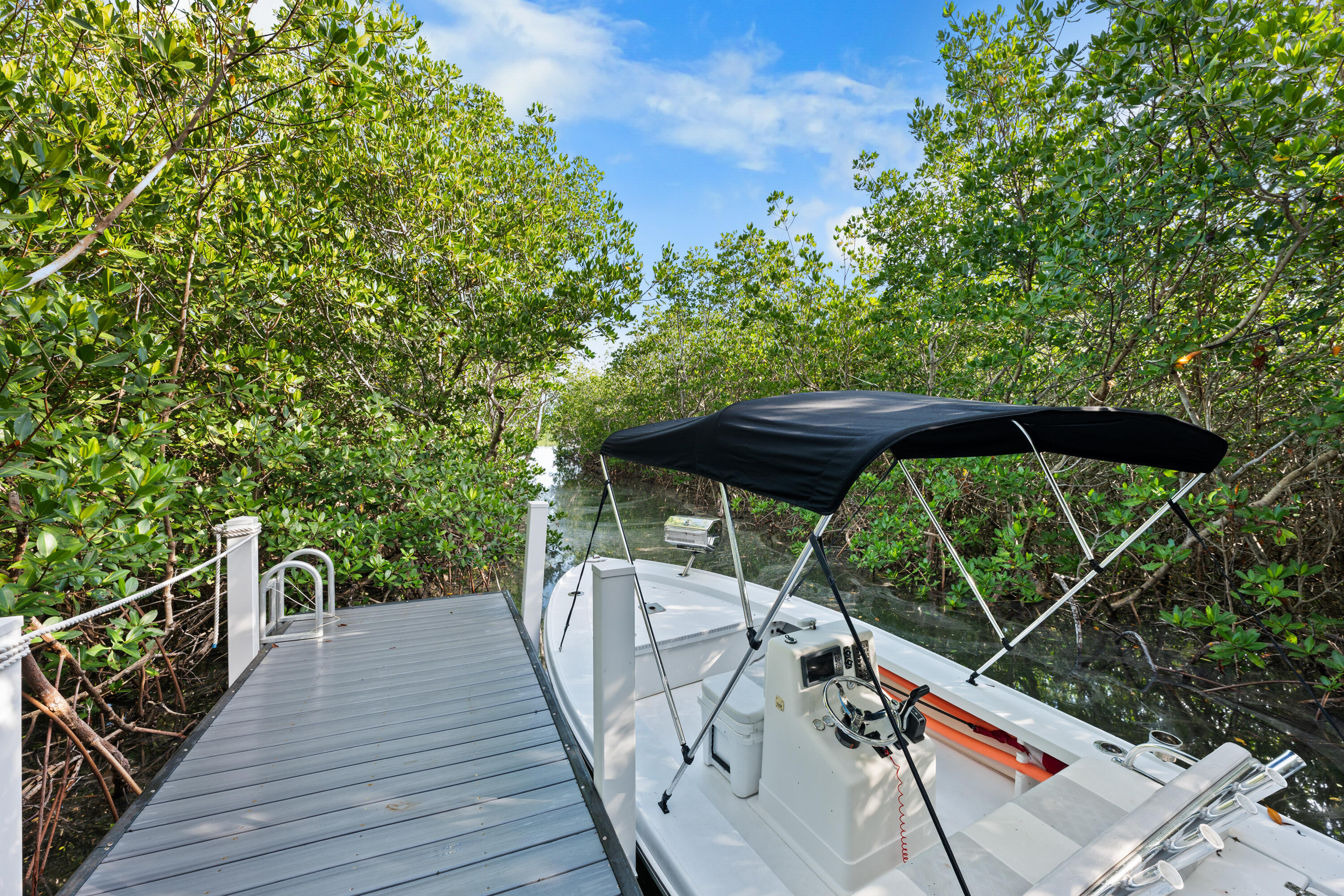 1325 Ave H Marathon, FL 33050 - Photo 4 of 46 a view of deck and patio