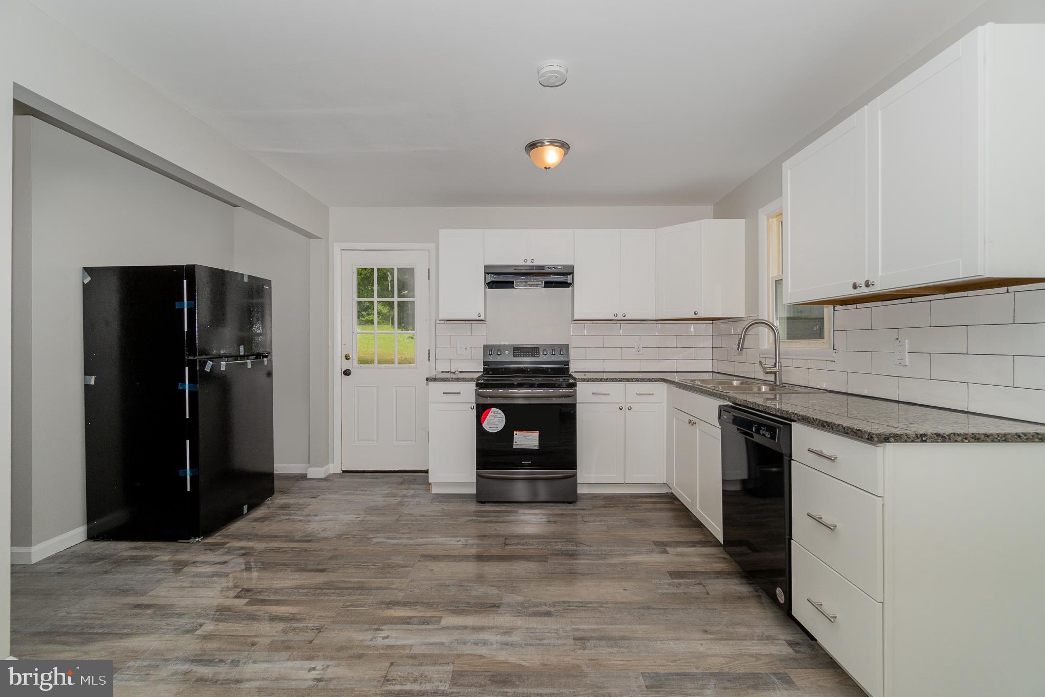 319 Clubhouse Road Delta, PA 17314 - Photo 9 of 26 Gallery Image 9