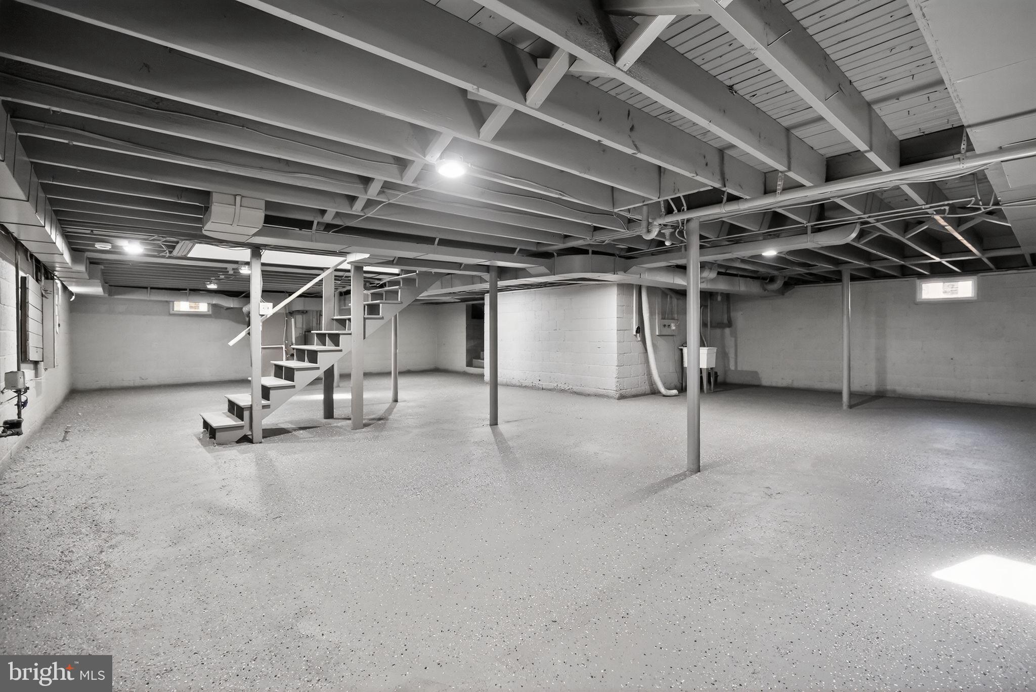 931 Woodlane Road Westampton, NJ 08060 - Photo 31 of 33 a view of empty room