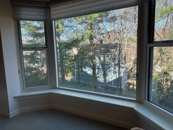 $729,900 | 1 Watermill Place, Unit 316, Arlington, MA 02476