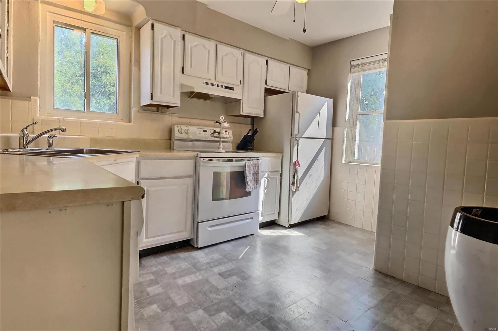 2816 Telegraph Road St. Louis, MO 63125 - Photo 5 of 12 Gallery Image 5