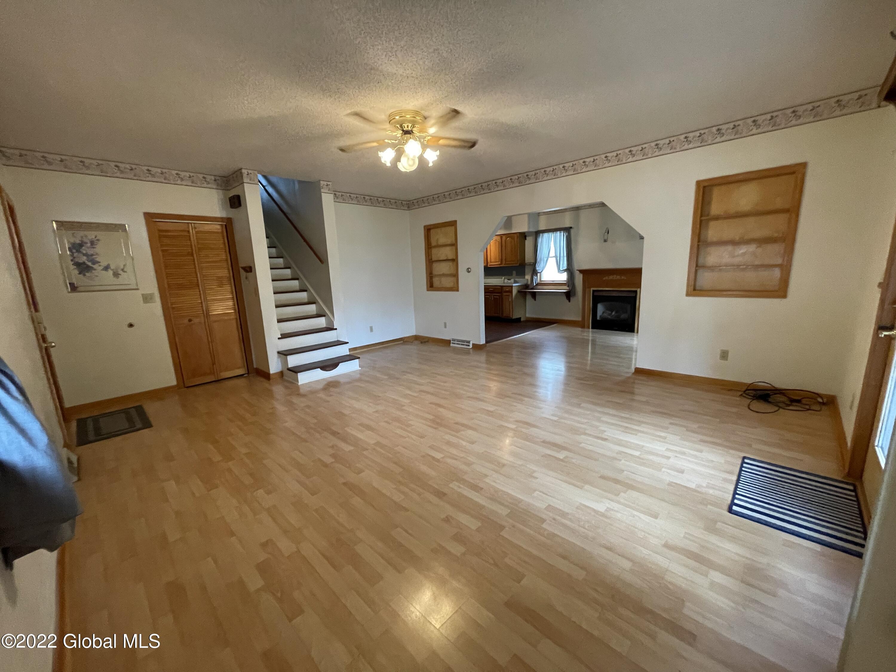 259 Main Street Corinth, NY 12822 - Photo 6 of 37 C644BF30-0443-4472-AFE9-D5ACB0604CC3