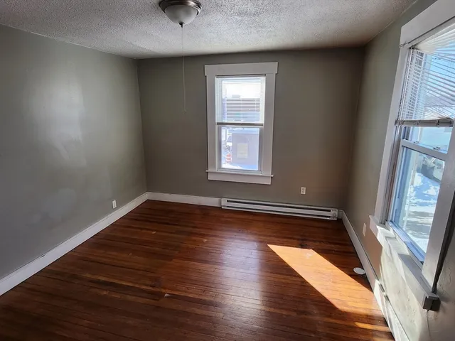 $1,600 | 56 Exposition Terrace, Unit 2, West Springfield, MA 01089