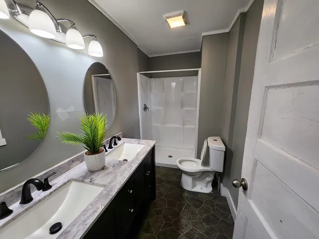 $1,600 | 56 Exposition Terrace, Unit 2, West Springfield, MA 01089