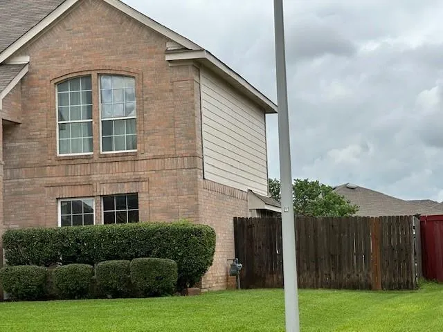 $375,000 | 613 Prairie Gulch Drive, Fort Worth, TX 76140