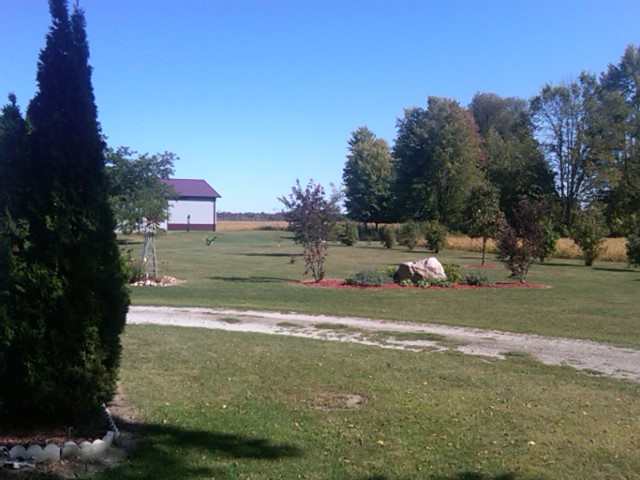 5570 Hackman Road Capac, MI 48014 - Photo 14 of 18 31023996-13.JPG