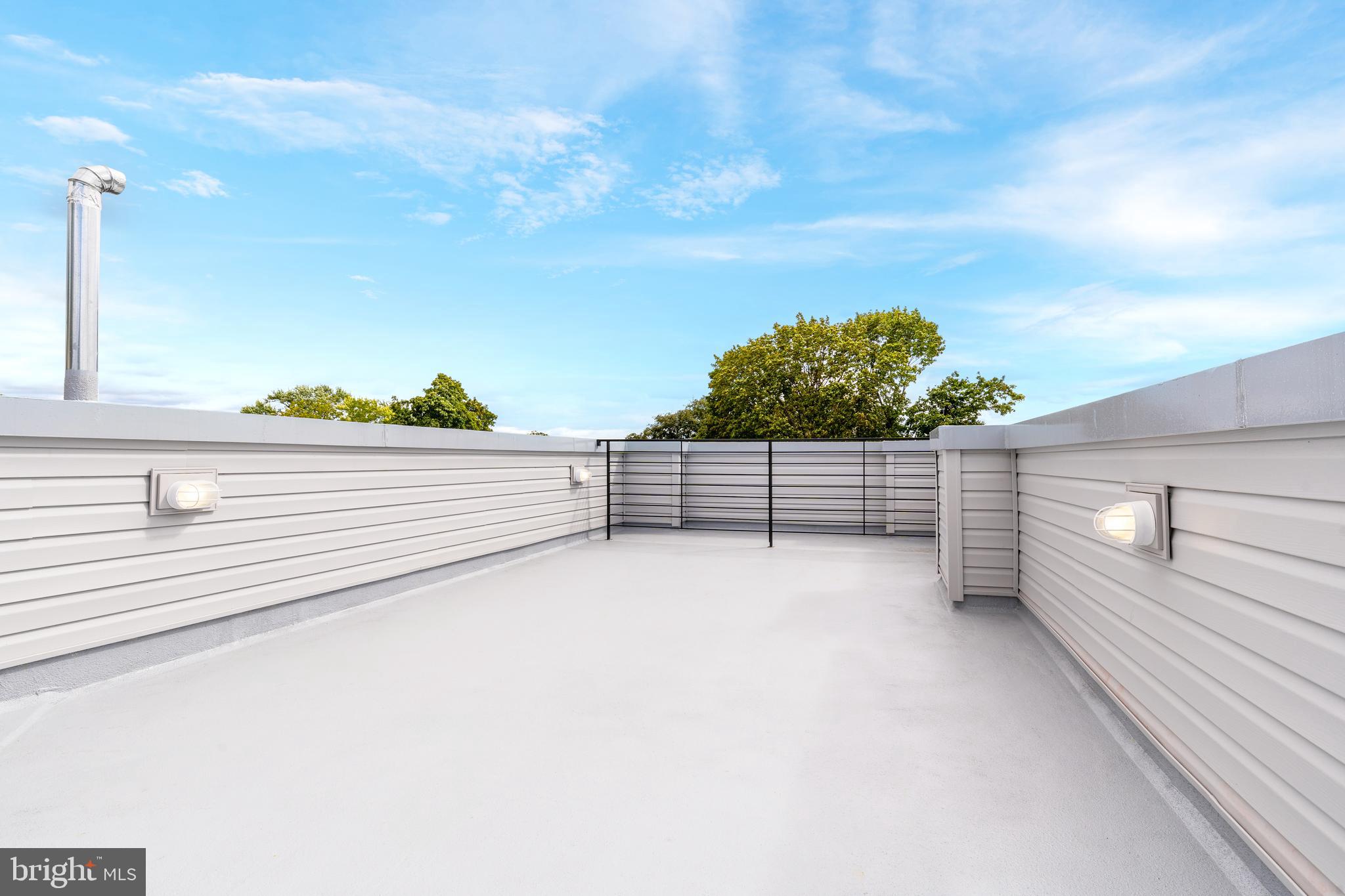 103 East Duval Street, Unit 1 Philadelphia, PA 19144 - Photo 29 of 32 a view of a terrace