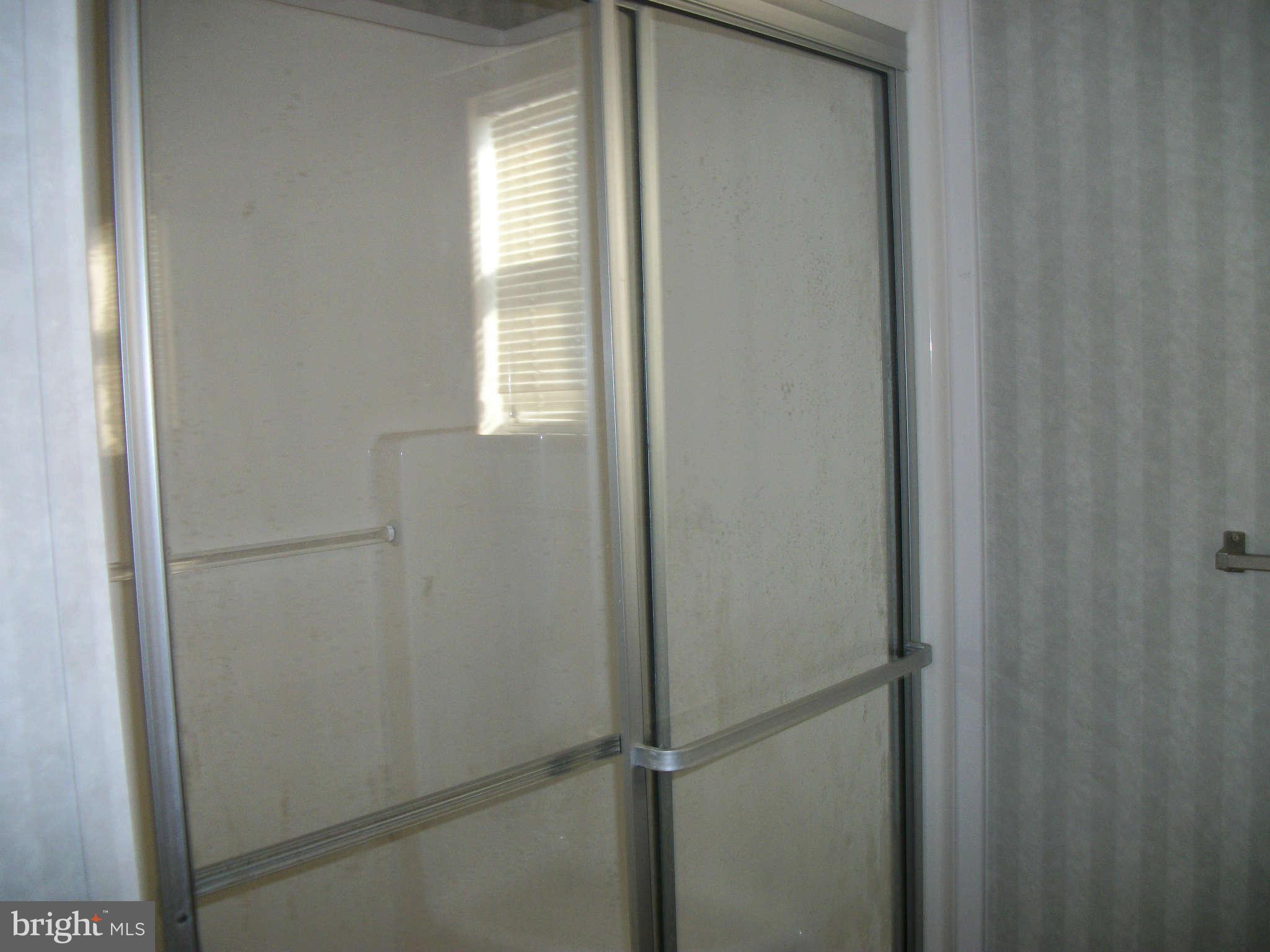 123 Bengies Road Baltimore, MD 21220 - Photo 8 of 10 Bath