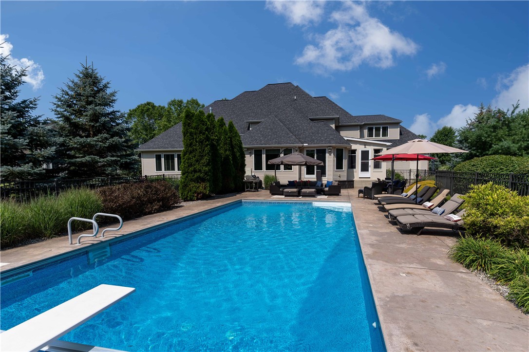 6735 Falcons Point Victor, NY 14564 - Photo 45 of 50