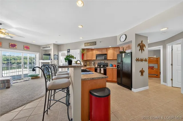 $375,000 | 68 Lighthouse Road, Unit 321, Lake Ozark, MO 65049