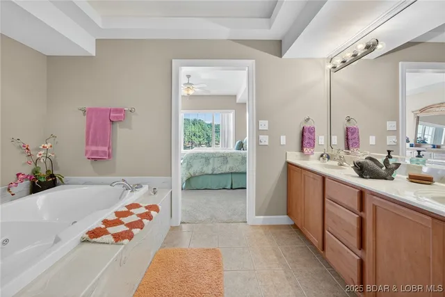 $375,000 | 68 Lighthouse Road, Unit 321, Lake Ozark, MO 65049