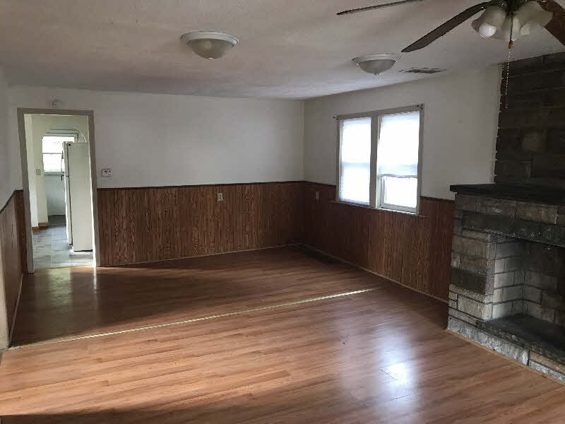 1606 3rd Street Bay City, MI 48708 - Photo 3 of 12 Gallery Image 3