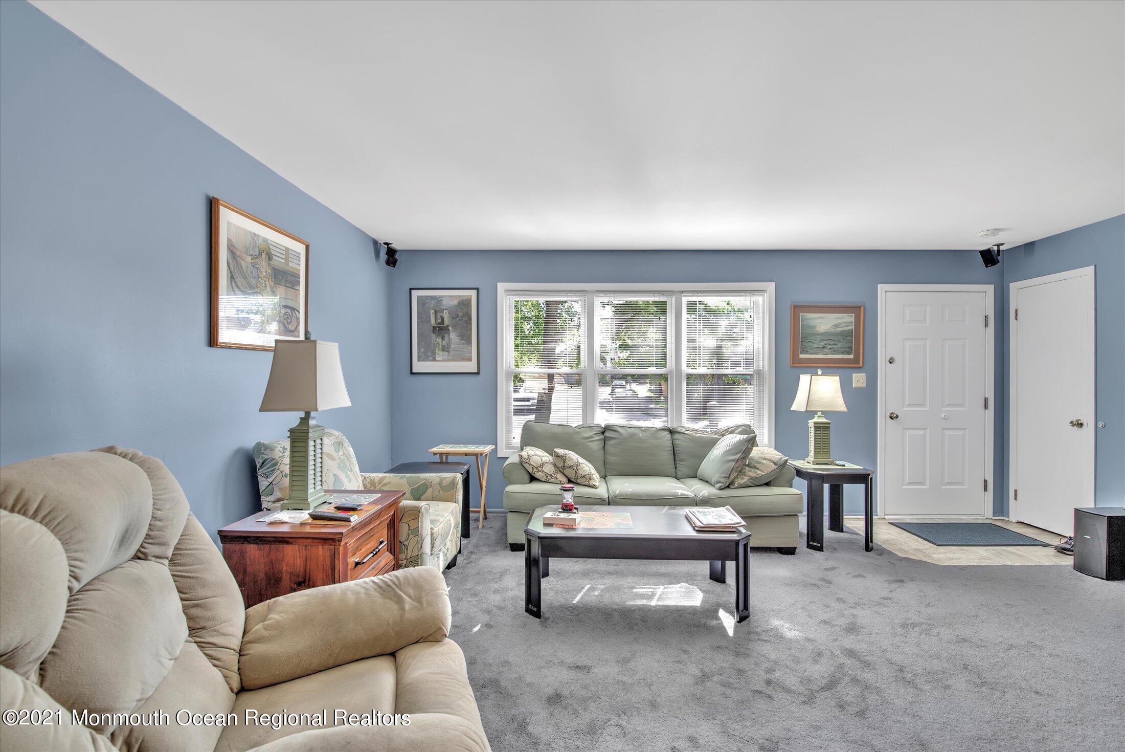 214 Nantucket Road Forked River, NJ 08731 - Photo 4 of 31 07-LIVING ROOM