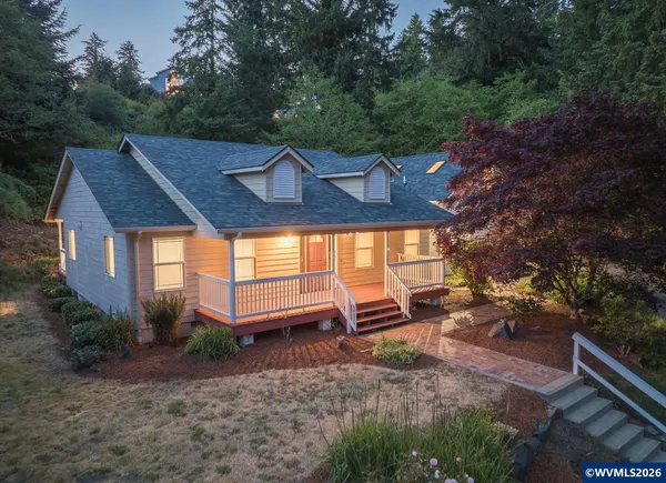 $765,000 | 1565 Southeast Running Springs Court, Newport, OR 97365
