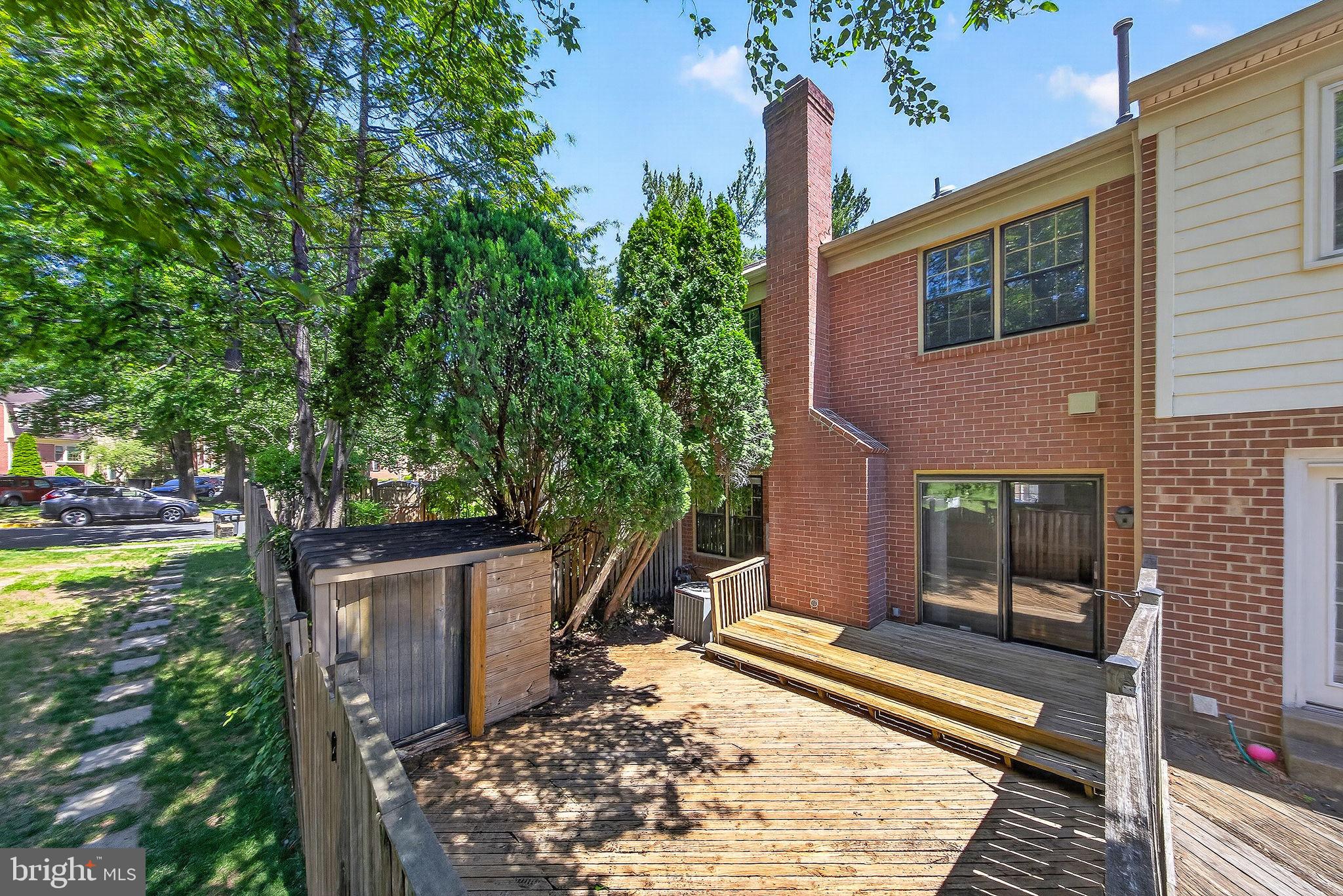 4867 Carriagepark Road Fairfax, VA 22032 - Photo 10 of 50