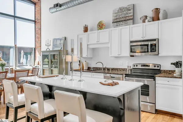 $320,000 | 300 South Street, Unit 119, Simpsonville, SC 29681