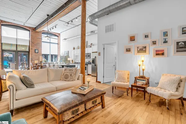 $320,000 | 300 South Street, Unit 119, Simpsonville, SC 29681