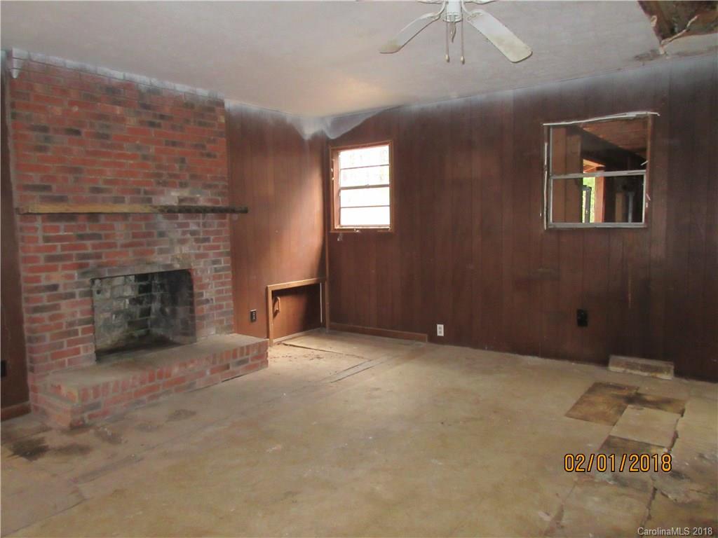 662 Mcguinn Road Mill Spring, NC 28756 - Photo 10 of 15 an empty room with windows
