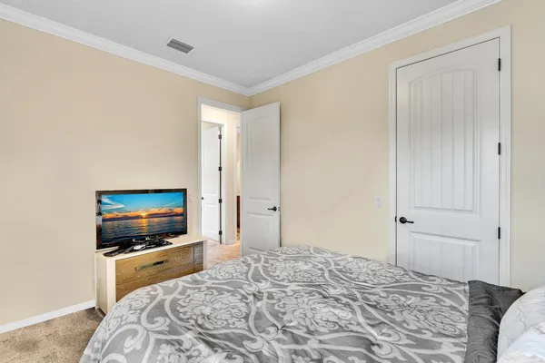 $5,600 | 7921 Northwest 82nd Court, Tamarac, FL 33321