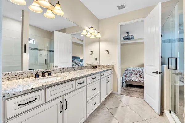 $5,600 | 7921 Northwest 82nd Court, Tamarac, FL 33321