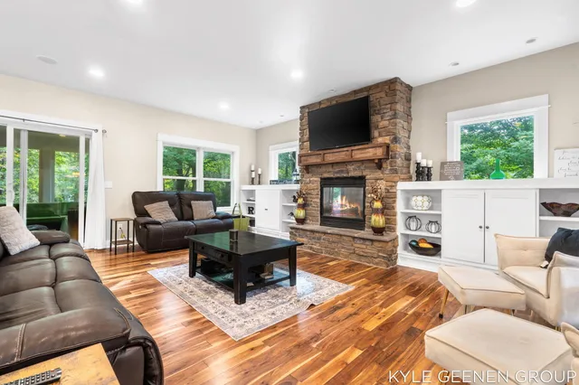 $735,000 | 2214 North Bristol Street, Holland, MI 49424