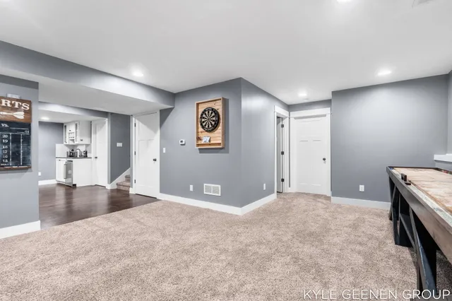 $735,000 | 2214 North Bristol Street, Holland, MI 49424