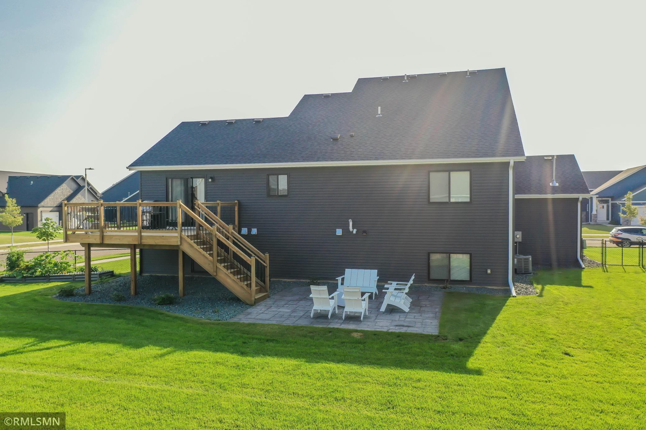 2201 Phoenix Road Southwest Rochester, MN 55902 - Photo 6 of 34