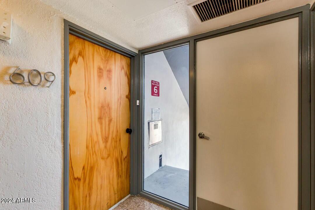 805 North 4th Avenue, Unit 609 Phoenix, AZ 85003 - Photo 13 of 32 805 N 4th Ave 609 | The Embassy