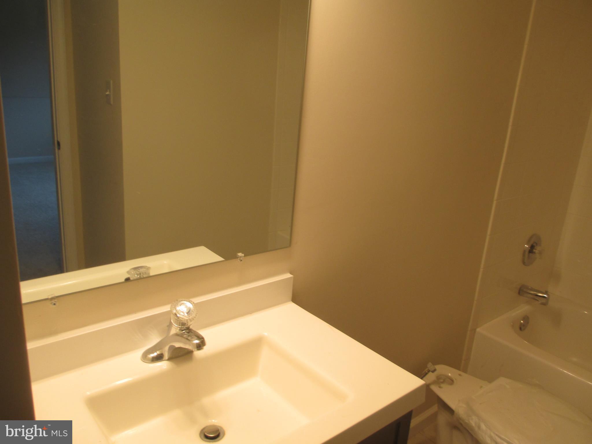 4905 Seltzer Road Lanham, MD 20706 - Photo 22 of 24 Bath (Master)