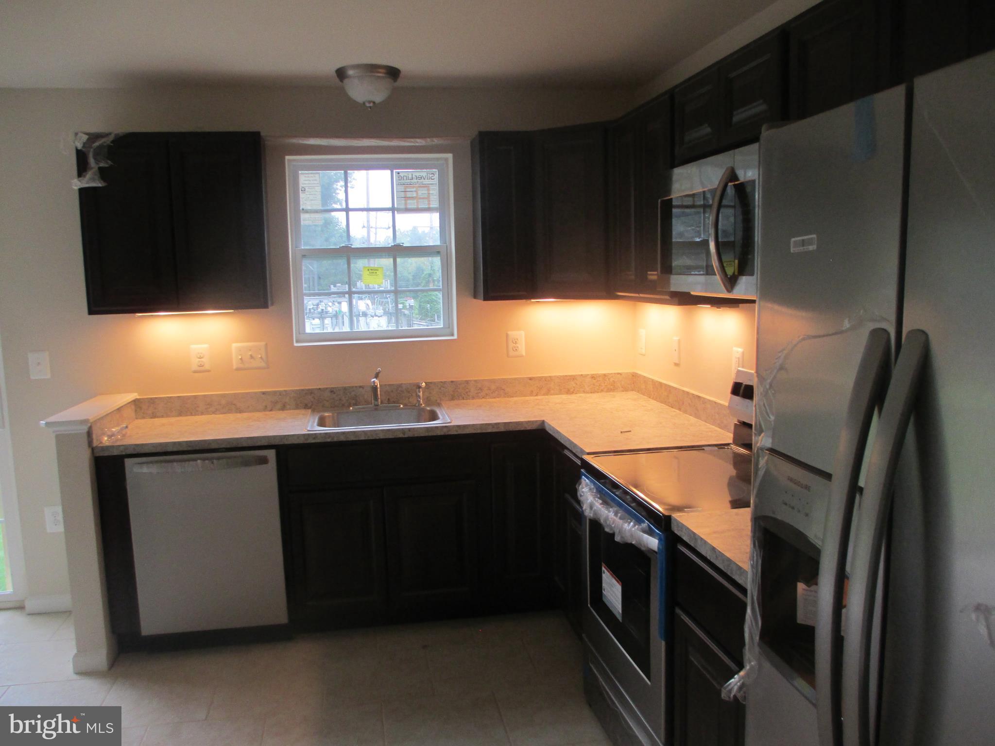 4905 Seltzer Road Lanham, MD 20706 - Photo 10 of 24 Kitchen